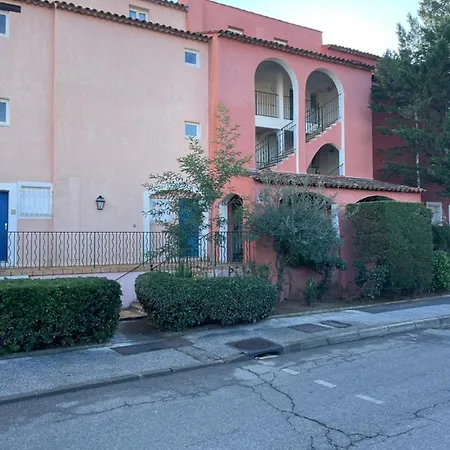 Comptemporain Vue Appartamento